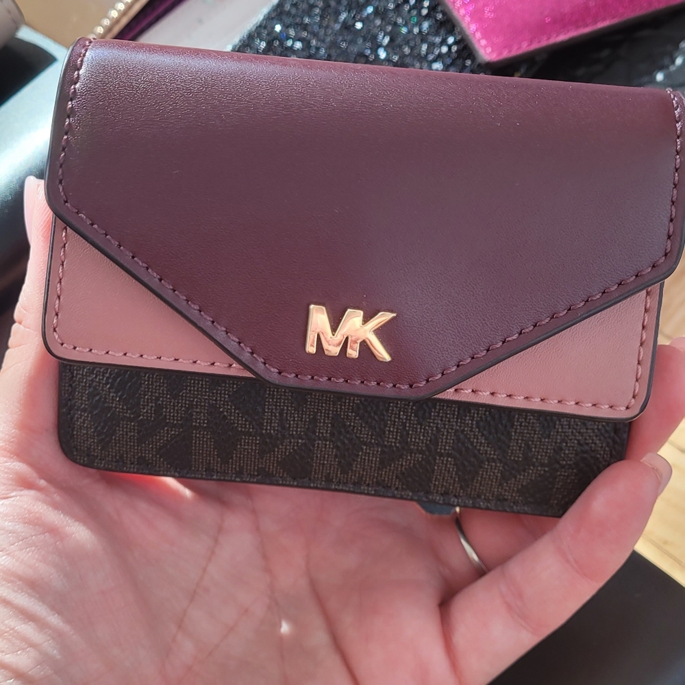 MK | Card Wallet
